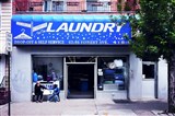 Tìm hiểu về dịch vụ giặt là công nghiệp tự động, Cửa hàng giặt là tiền xu